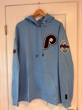 Pro Standard Phillies hoodie size XL NWT